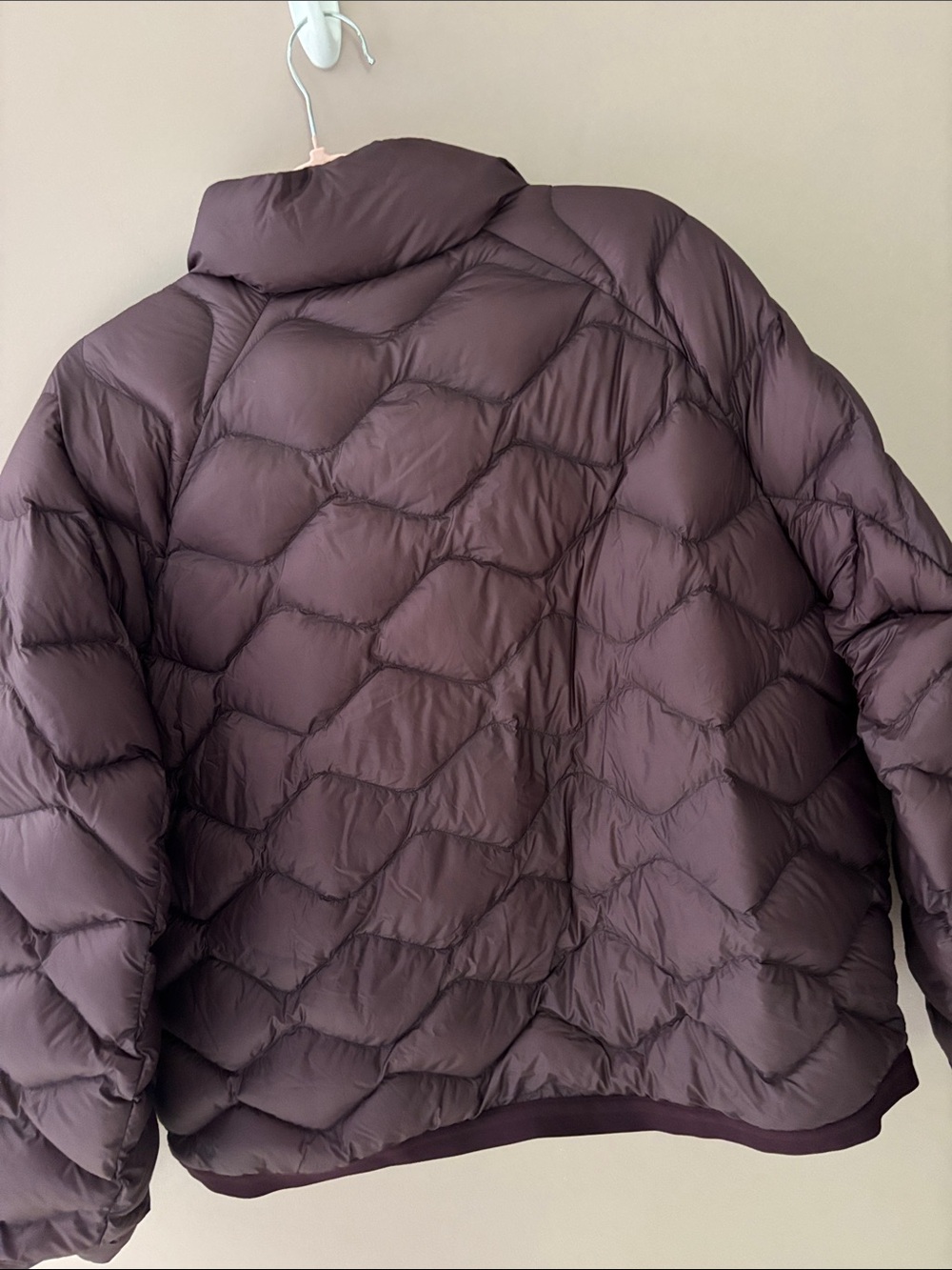 LULULEMON FEATHERWEIGHT DOWN 900 fill QUILTED JACKET in BLACK PLUM SZ XL NWT - Picture 4 of 8